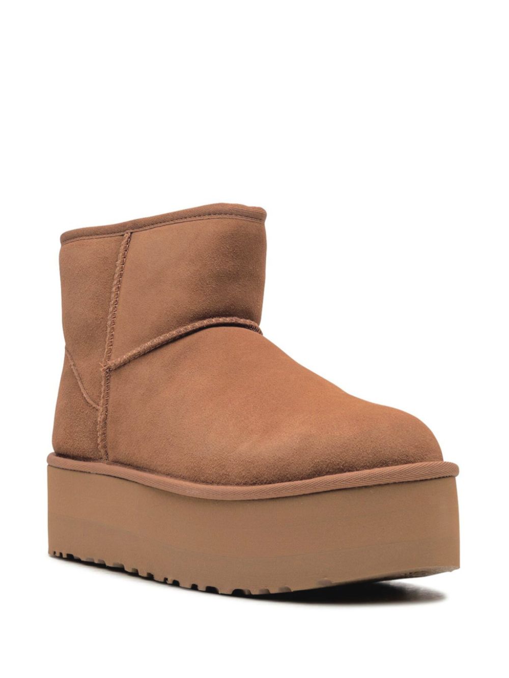 1134991 CHE UGG