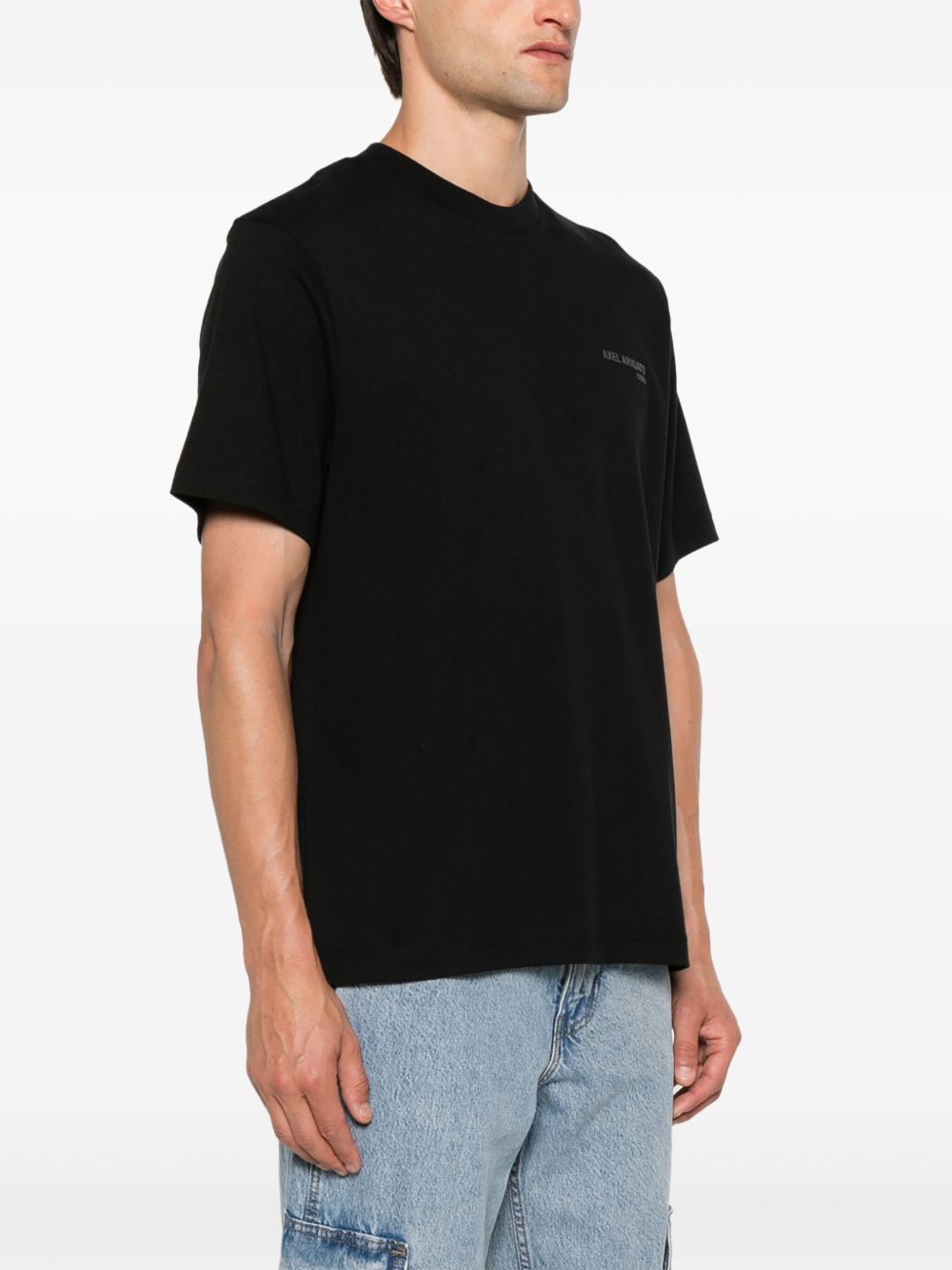 Tshirt A2215009 BLACK AXEL ARIGATO