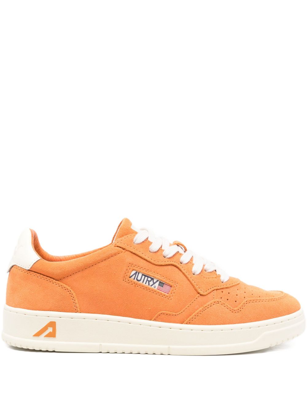 Medalist Low Sneakers AULMUH05 FINISH AUTRY