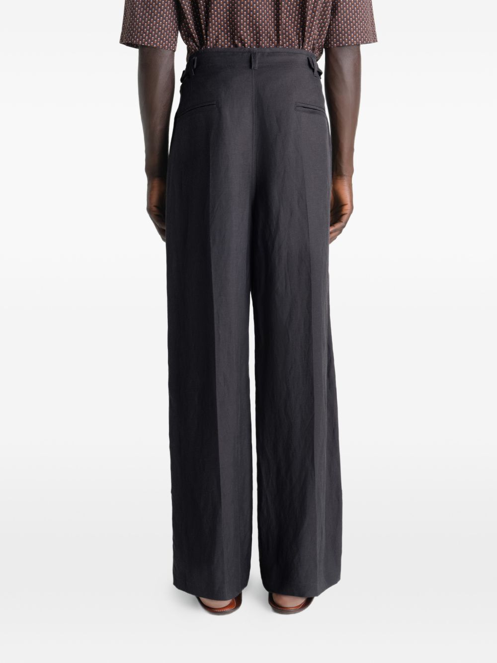 Pleated Tailored Pants in Viscose Linen Gabardine PA1294LF1561 BK983 ASH BLACK LEMAIRE