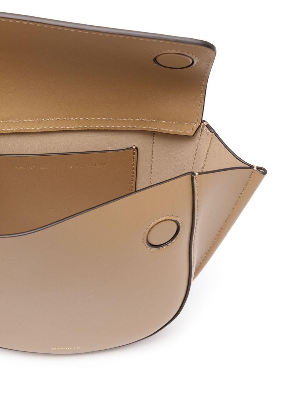 000025 1296 GINGERBREAD WANDLER