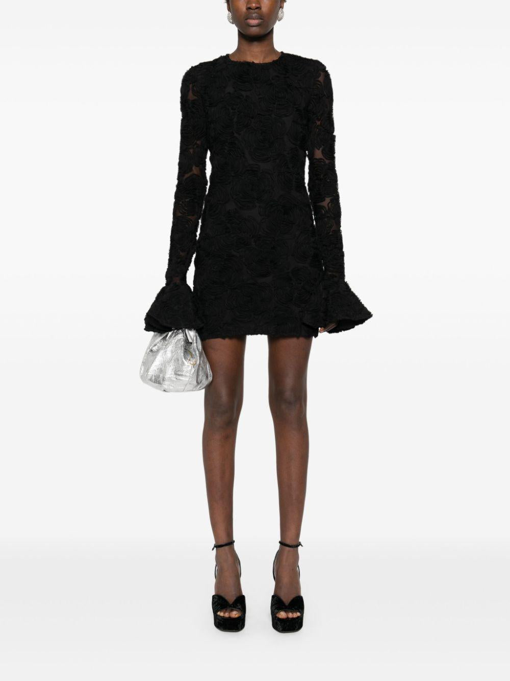 113616100 100 BLACK ROTATE