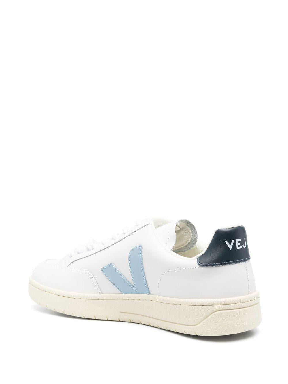 XD0203302 WHITE STEEL NAUTICO VEJA