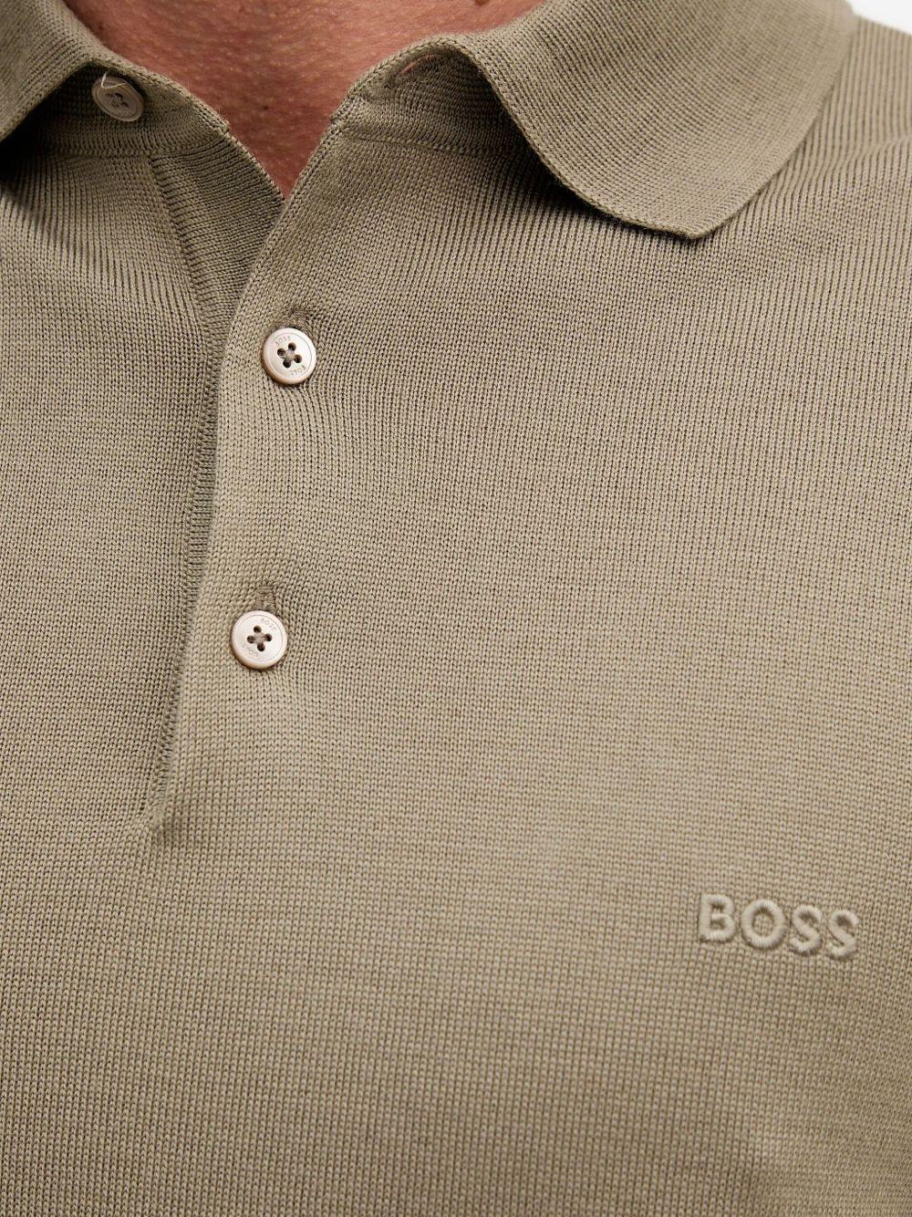 50476357 245 OPEN BROWN BOSS