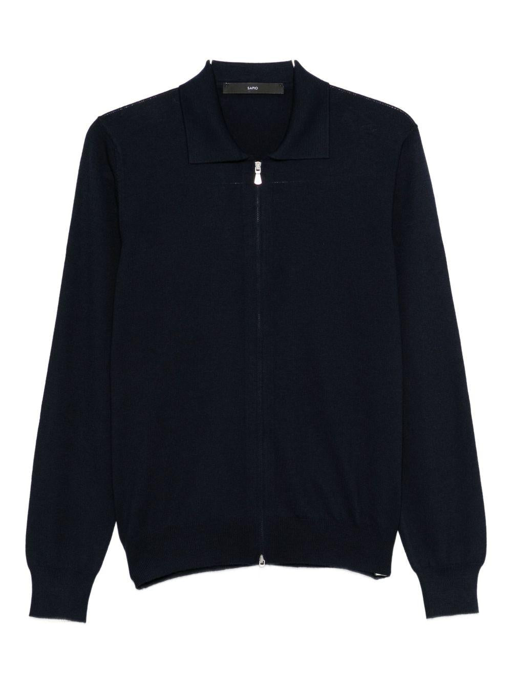 5719614225 598 SAPIO - Essentials