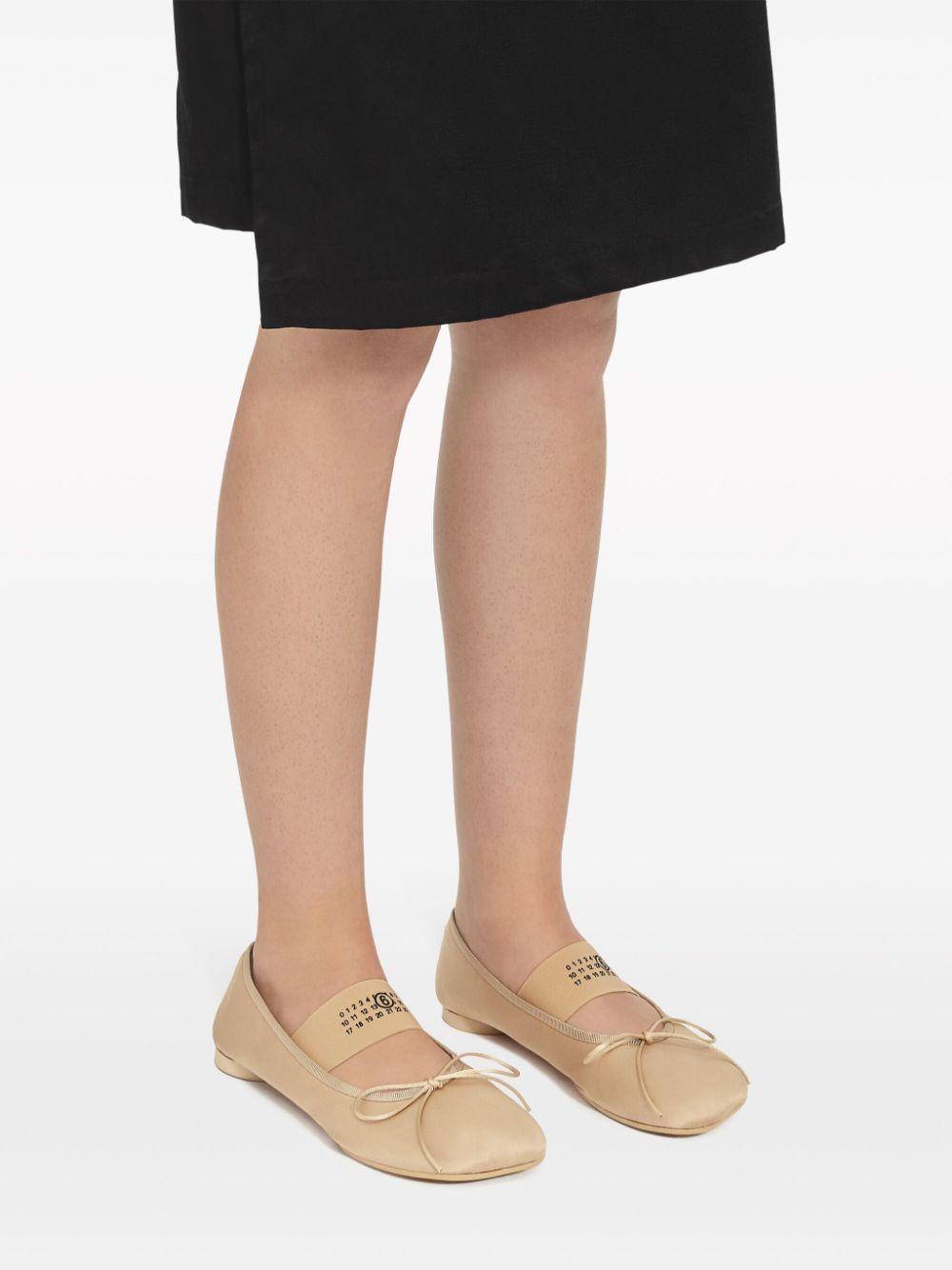 S59WZ0093P5560 T2068 MM6 MAISON MARGIELA