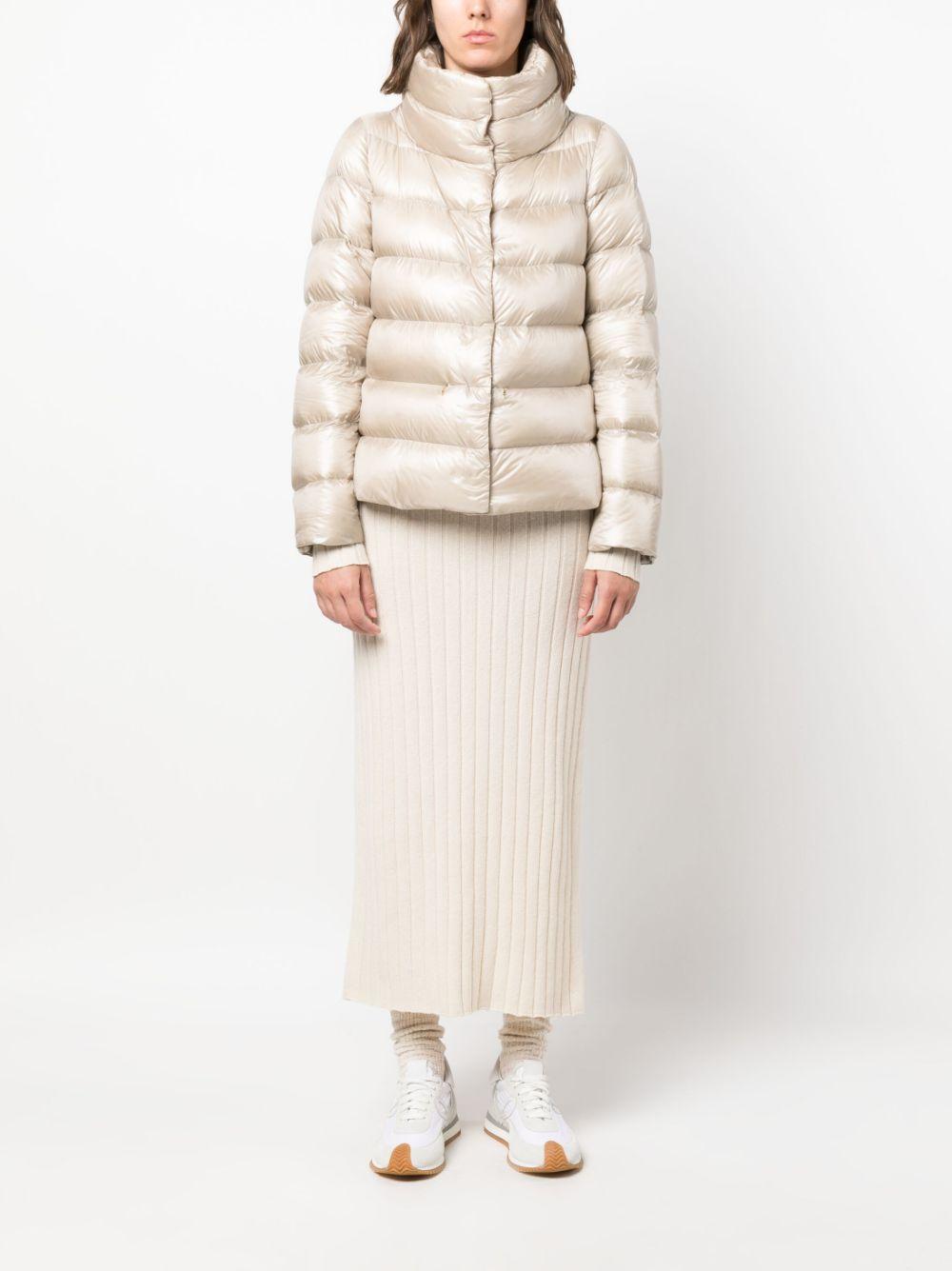 PI001781D12017Z 1985 CHANTILLY HERNO