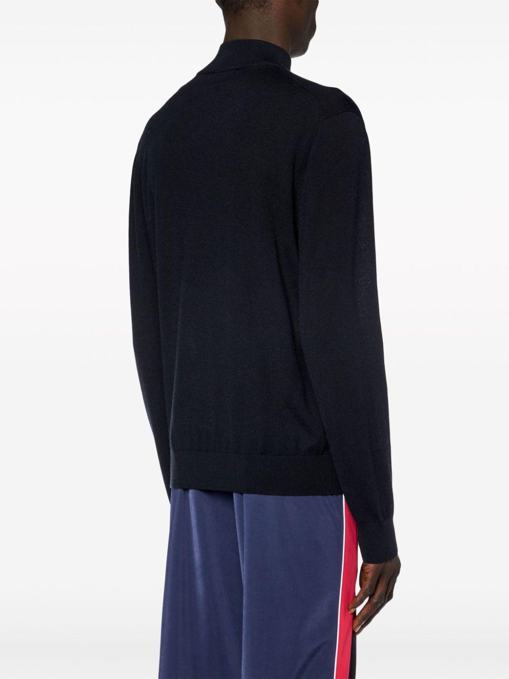 A124450CHAU 9XX BLACK DIESEL