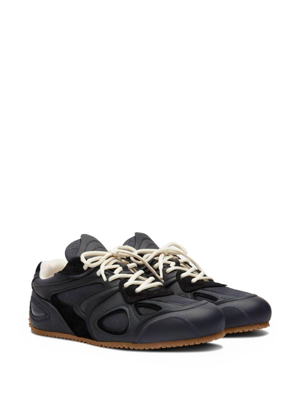Slow Runner Sneaker F3533001 BLACK GUM AXEL ARIGATO