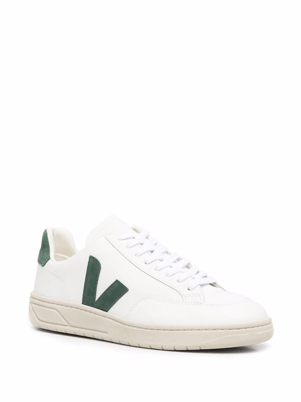 XD0202336 WHITE CYPRUS VEJA