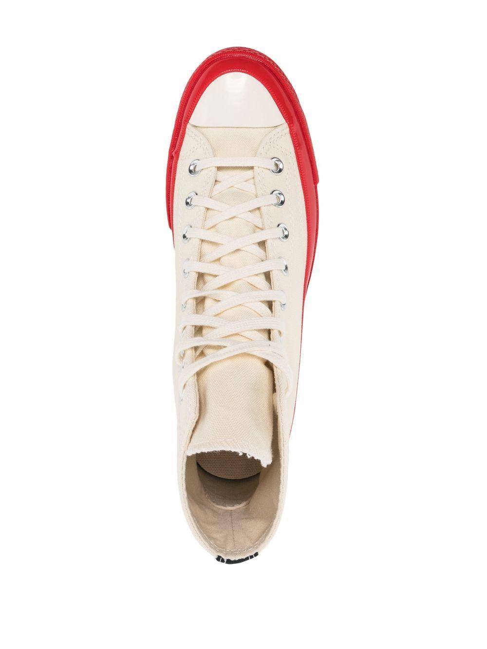 P1K124 2 WHITE COMME DES GARCONS PLAY X CONVERSE