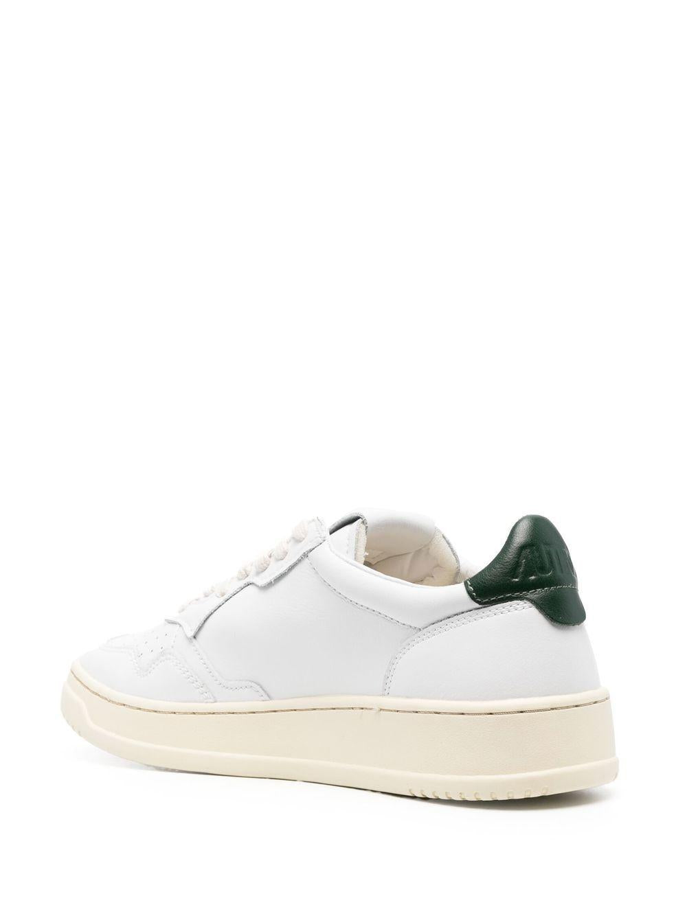 Medalist Low AULMLL47 WHITE GREEN AUTRY