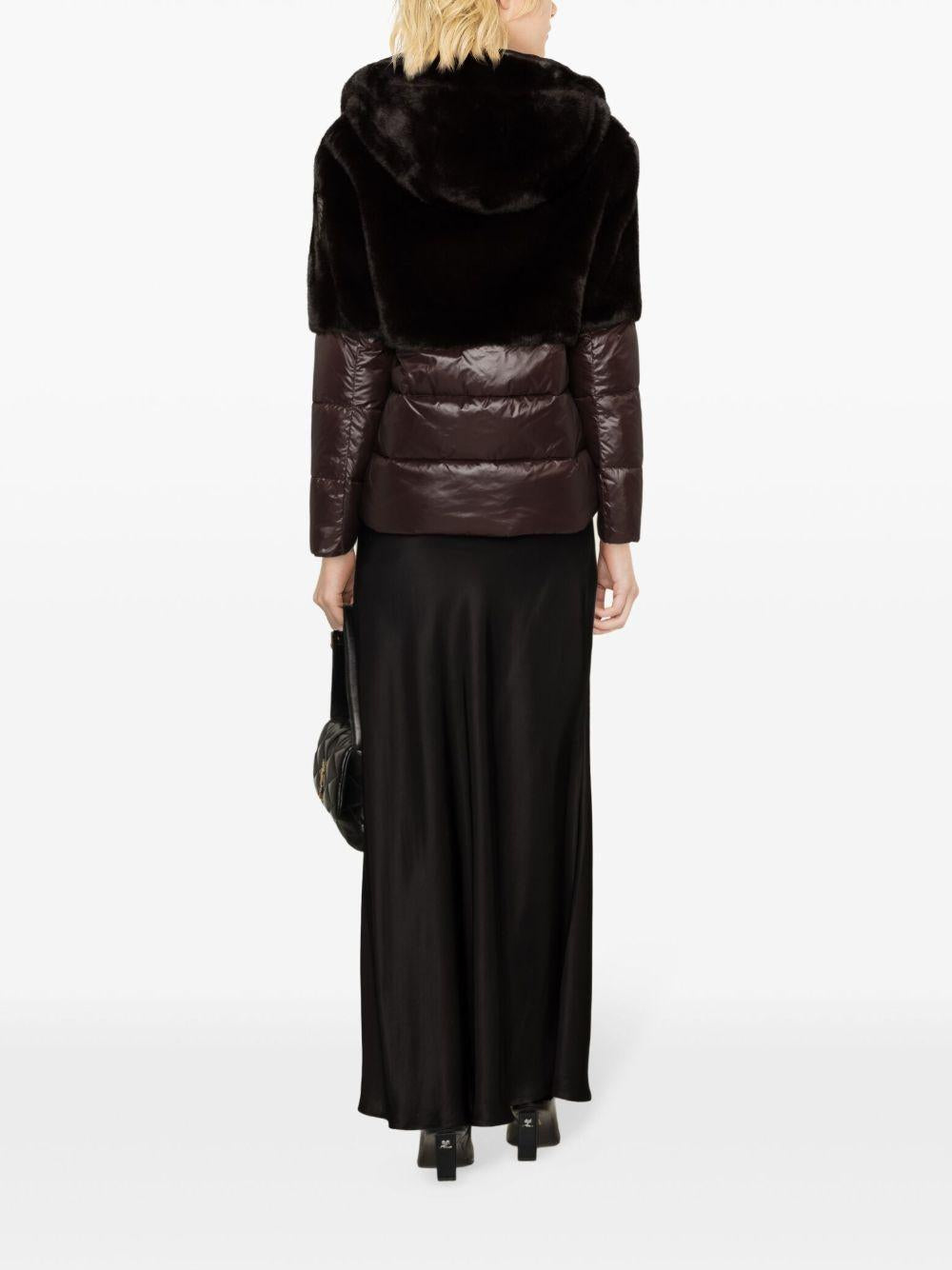 23WBLDC02172006646 390 BLAUER