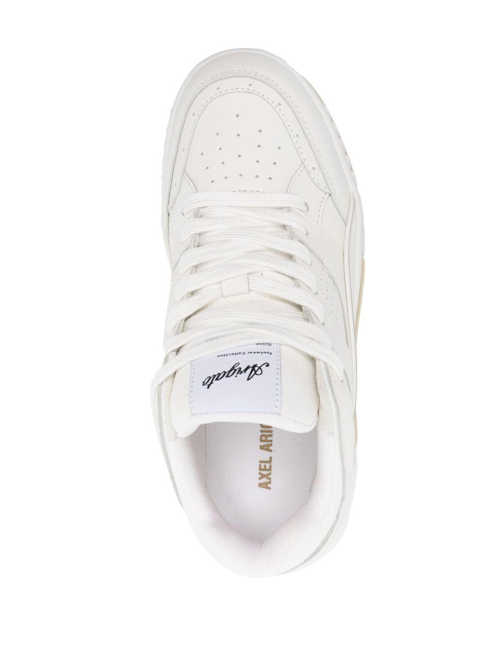 F1572001 WHITE BEIGE AXEL ARIGATO