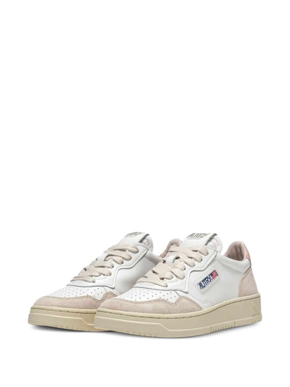Sneakers Medalist Low AULWLS37 WHITE POW AUTRY