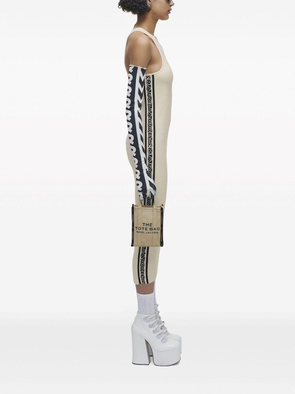 2R3HCR027H01 263 WARM SAND MARC JACOBS