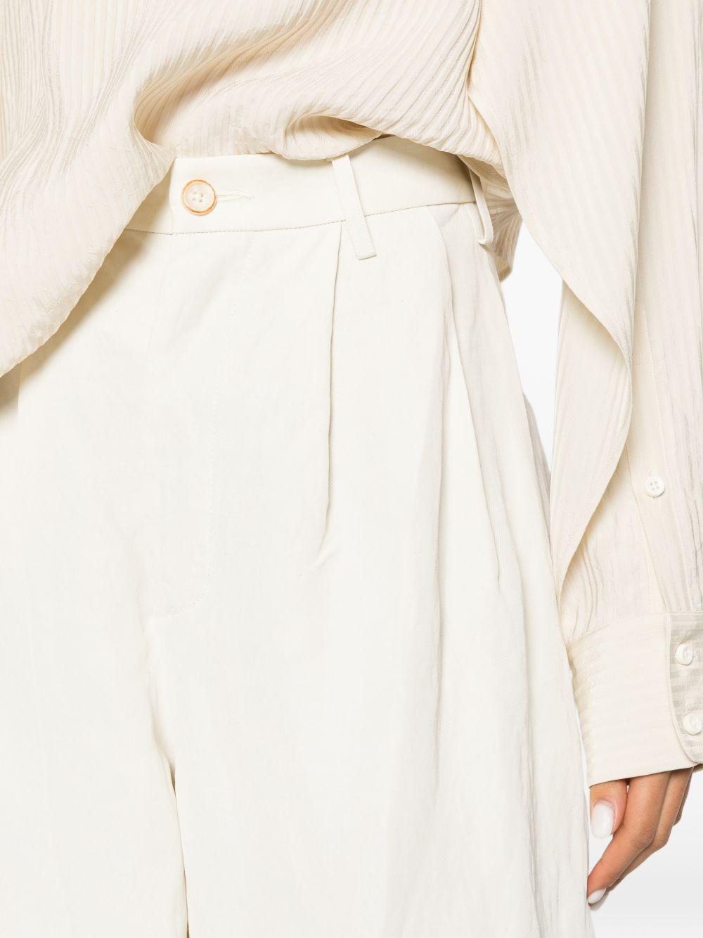 W3017 UW101 WHITE UMA WANG