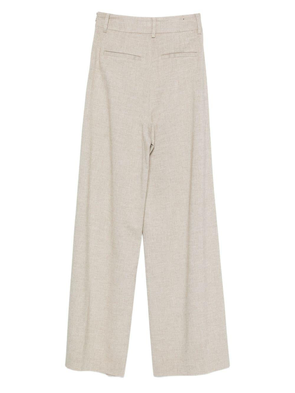 PT00045DR12652 1982 CHANTILLY HERNO