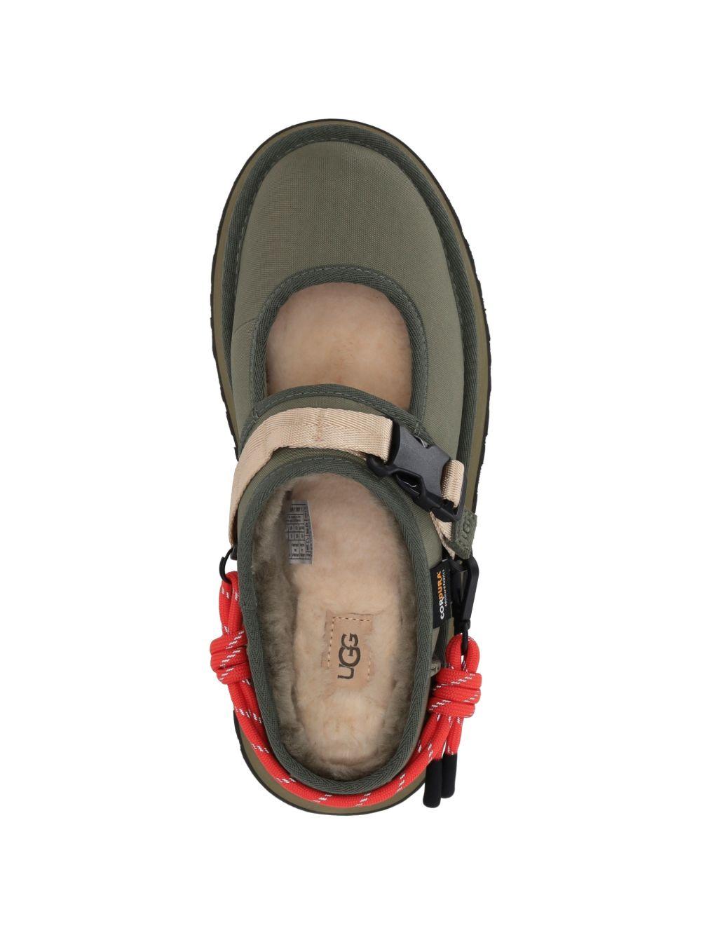 1180111 BURNT OLIVE UGG
