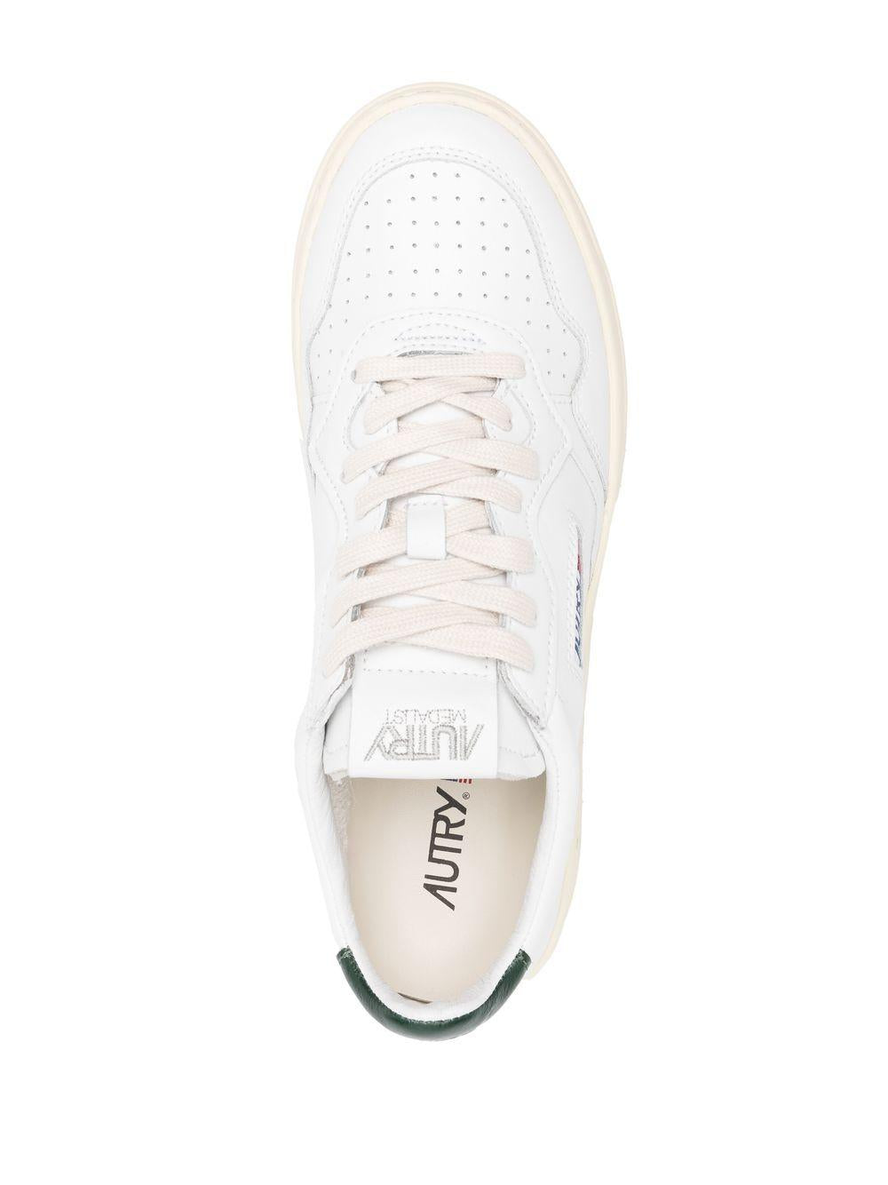 Medalist Low AULMLL47 WHITE GREEN AUTRY