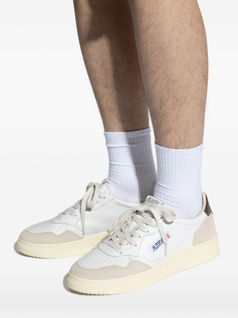 Sneaker Medalist Low in pelle AULMLS15 WHITE TEAK AUTRY