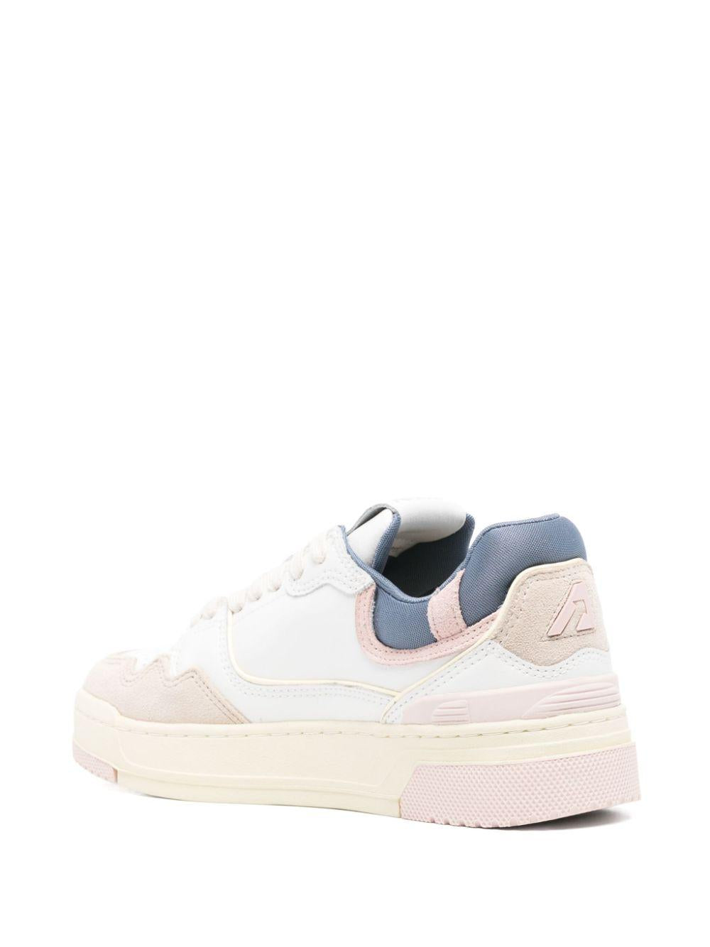 Sneakers CLC Low in Pelle e Suede Colore Bianco e Peach Whip ROLWMC01 WHITE PEACH AUTRY