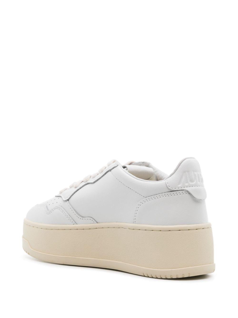 Sneakers Medalist Platform in Pelle Bianca PTLWLL15 WHITE AUTRY