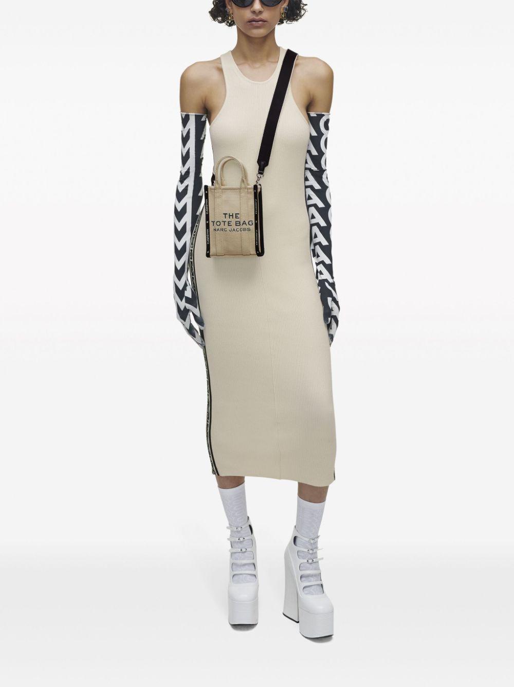 2R3HCR027H01 263 WARM SAND MARC JACOBS