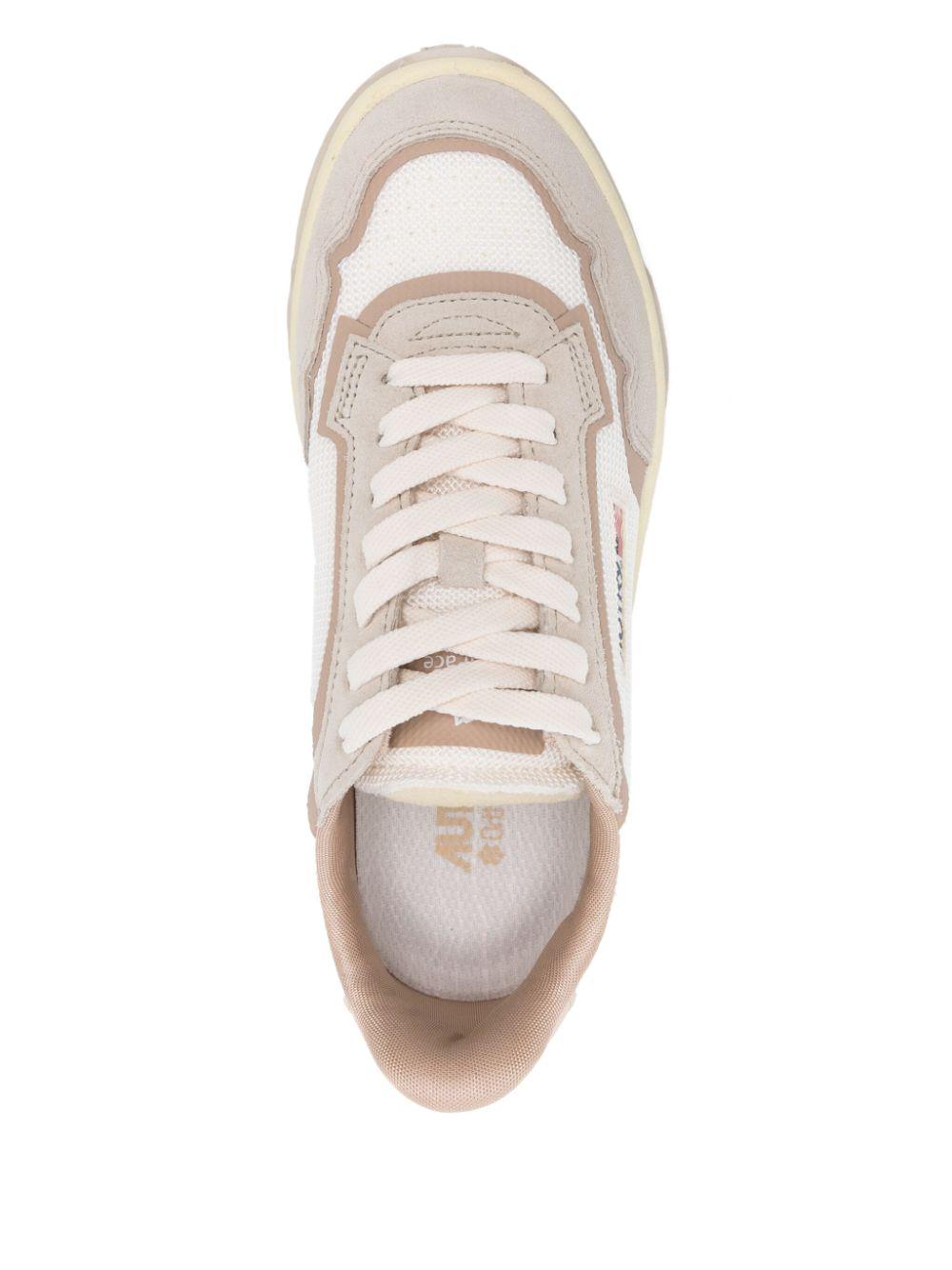 Wildpace Low Sneakers in Mesh e Suede Colore Whisper White e Sand LDLWAK03 WHITE SAND AUTRY