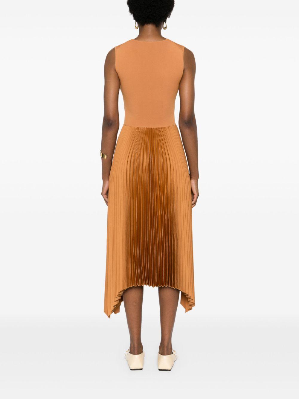 JF008179 0214 CLAY JOSEPH