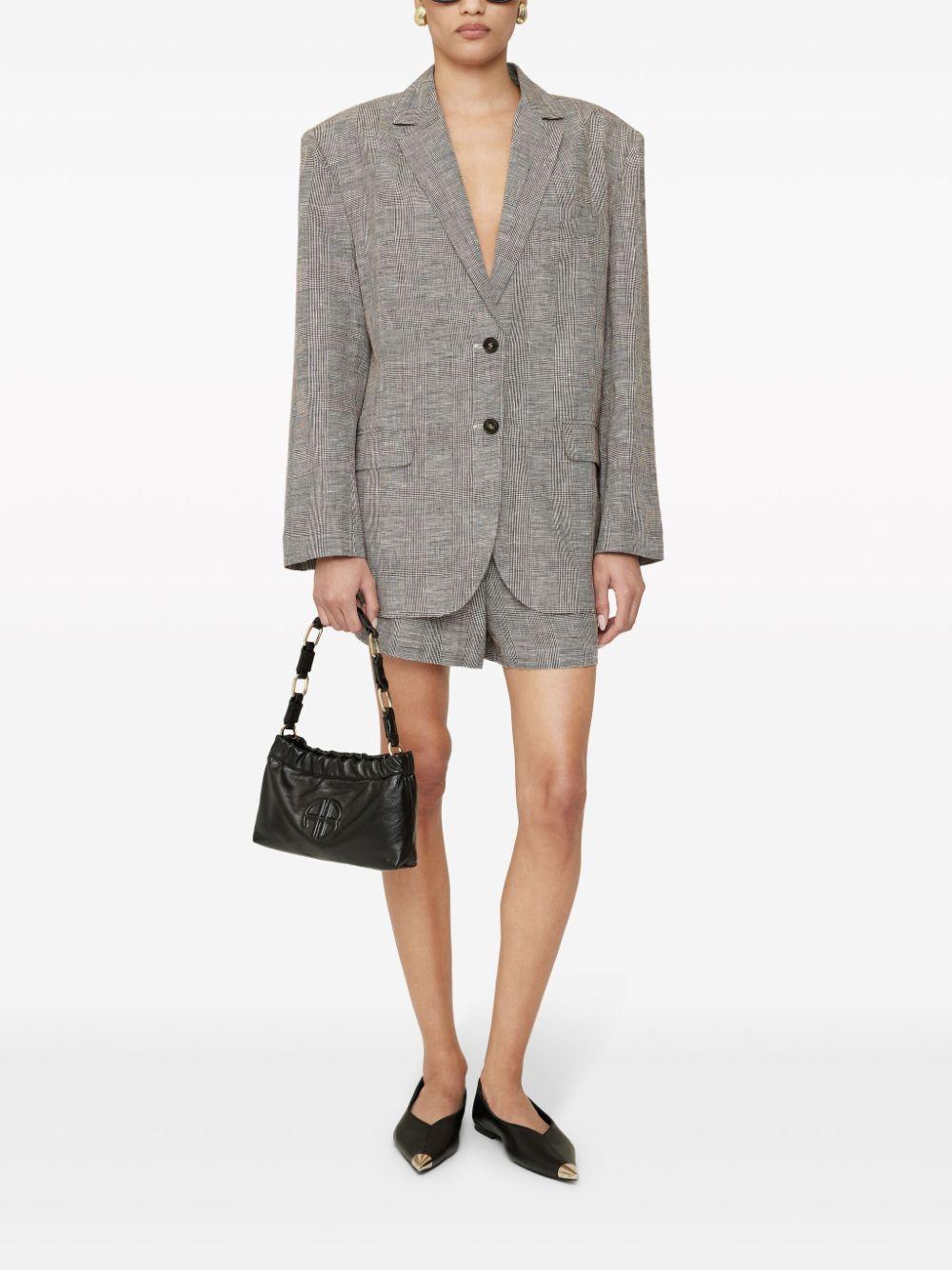 A131214000 BLACK ANINE BING