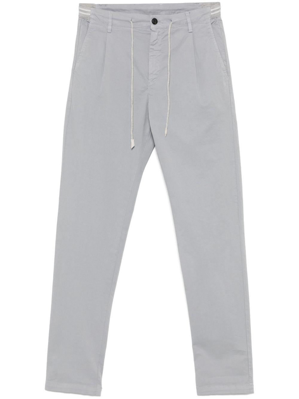 Pantaloni affusolati con pieghe K75PANH08TET0G002 08NN GREY ELEVENTY