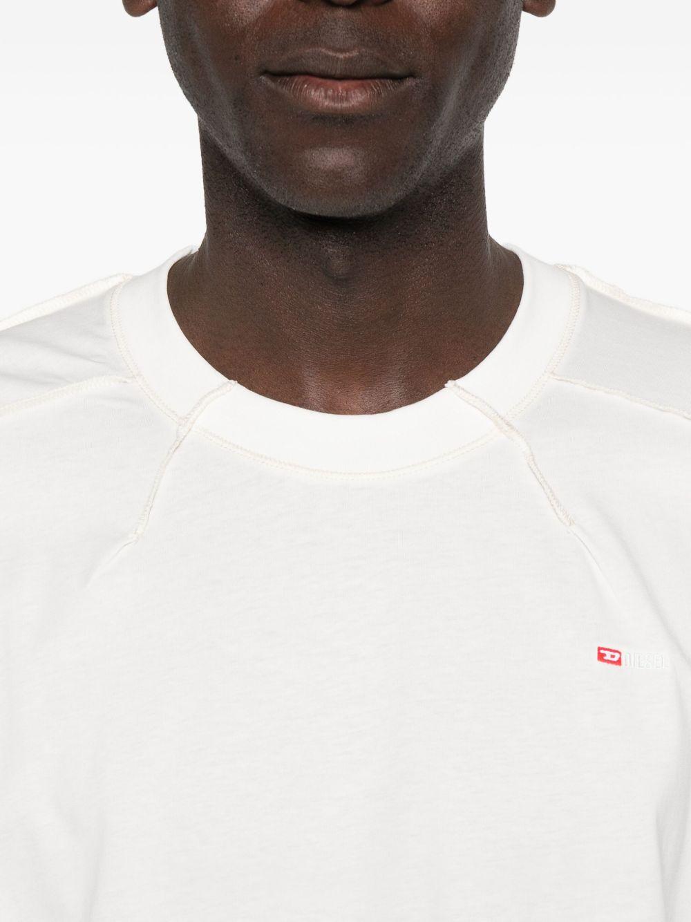 A194630NIAX 141 WHITE DIESEL