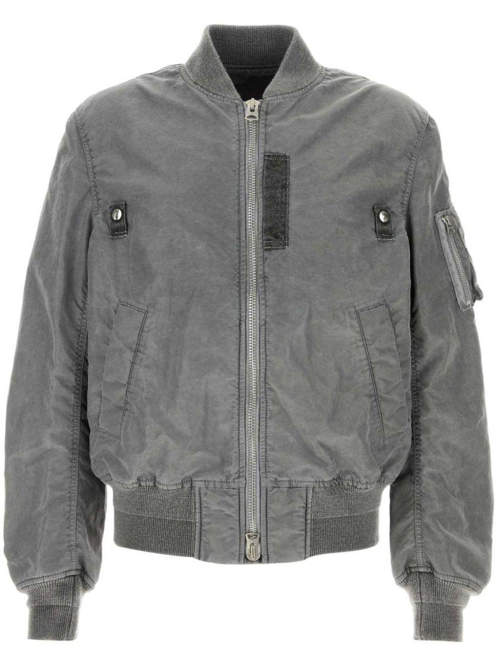 2403496M 001 BLACK SACAI