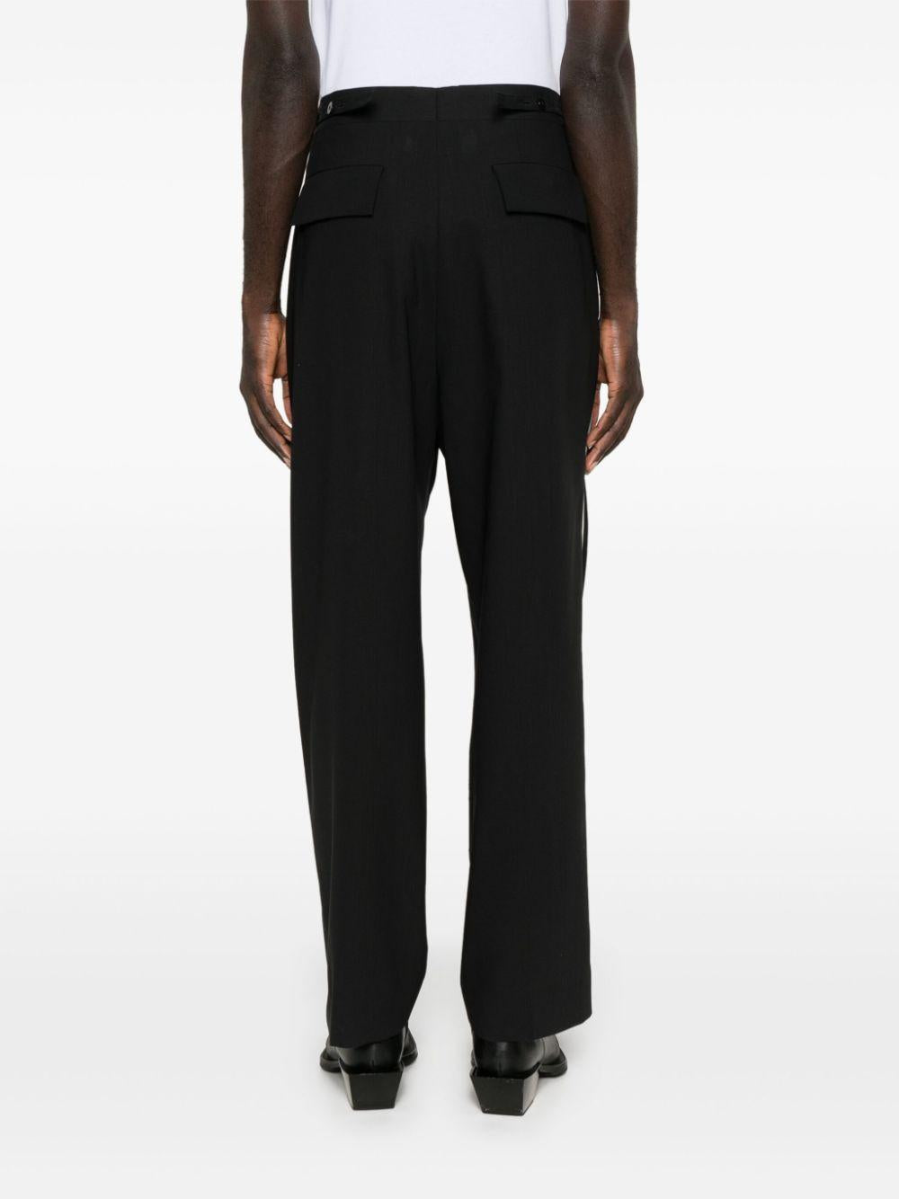 SS24N10 LANA GARZATA NERA TUX SAPIO