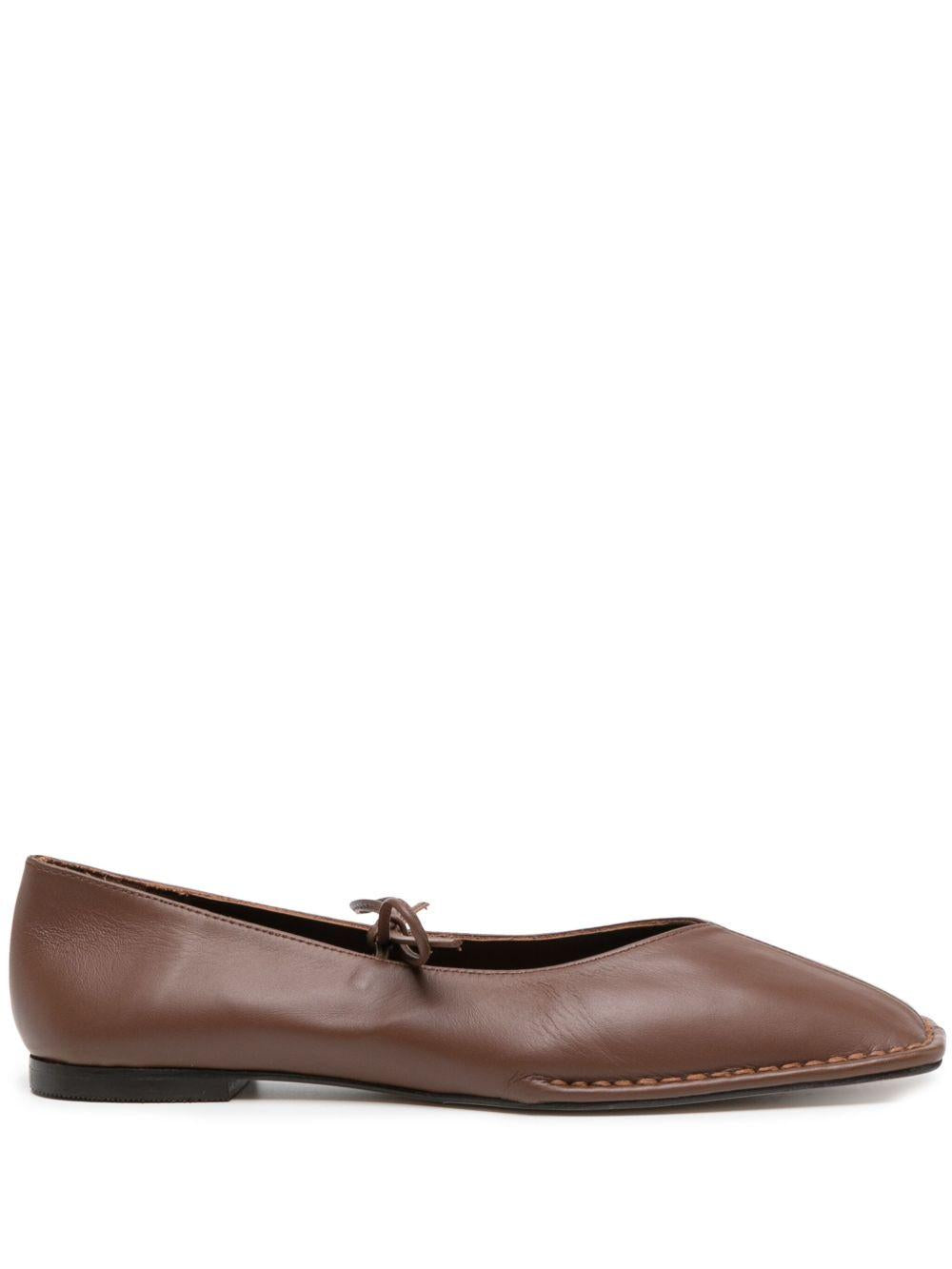 S00191 13 BROWN ALOHAS