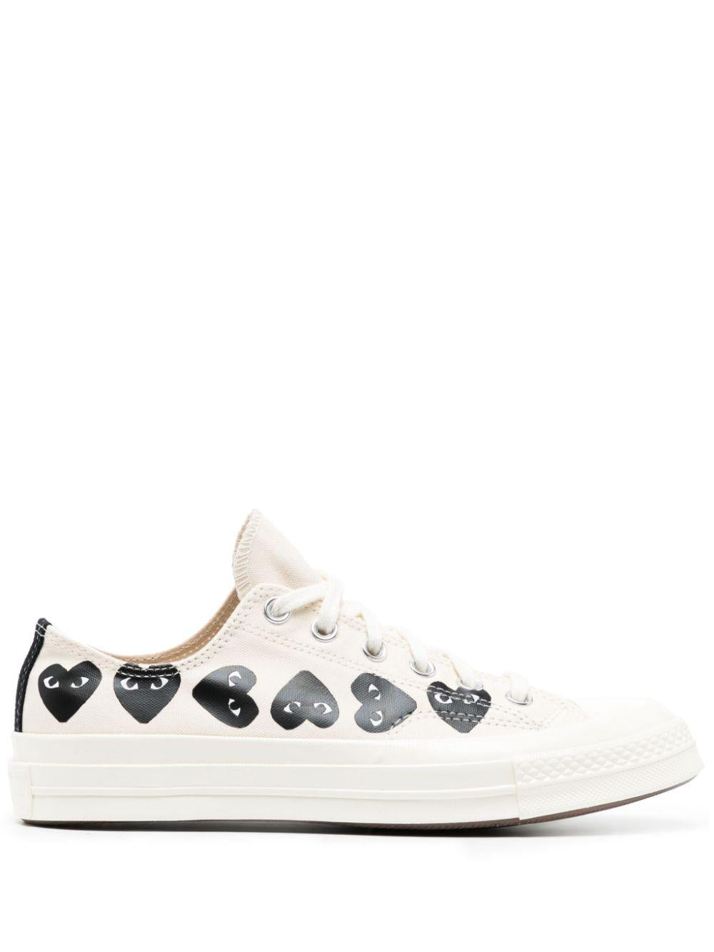 P1K126 2 WHITE COMME DES GARCONS PLAY X CONVERSE