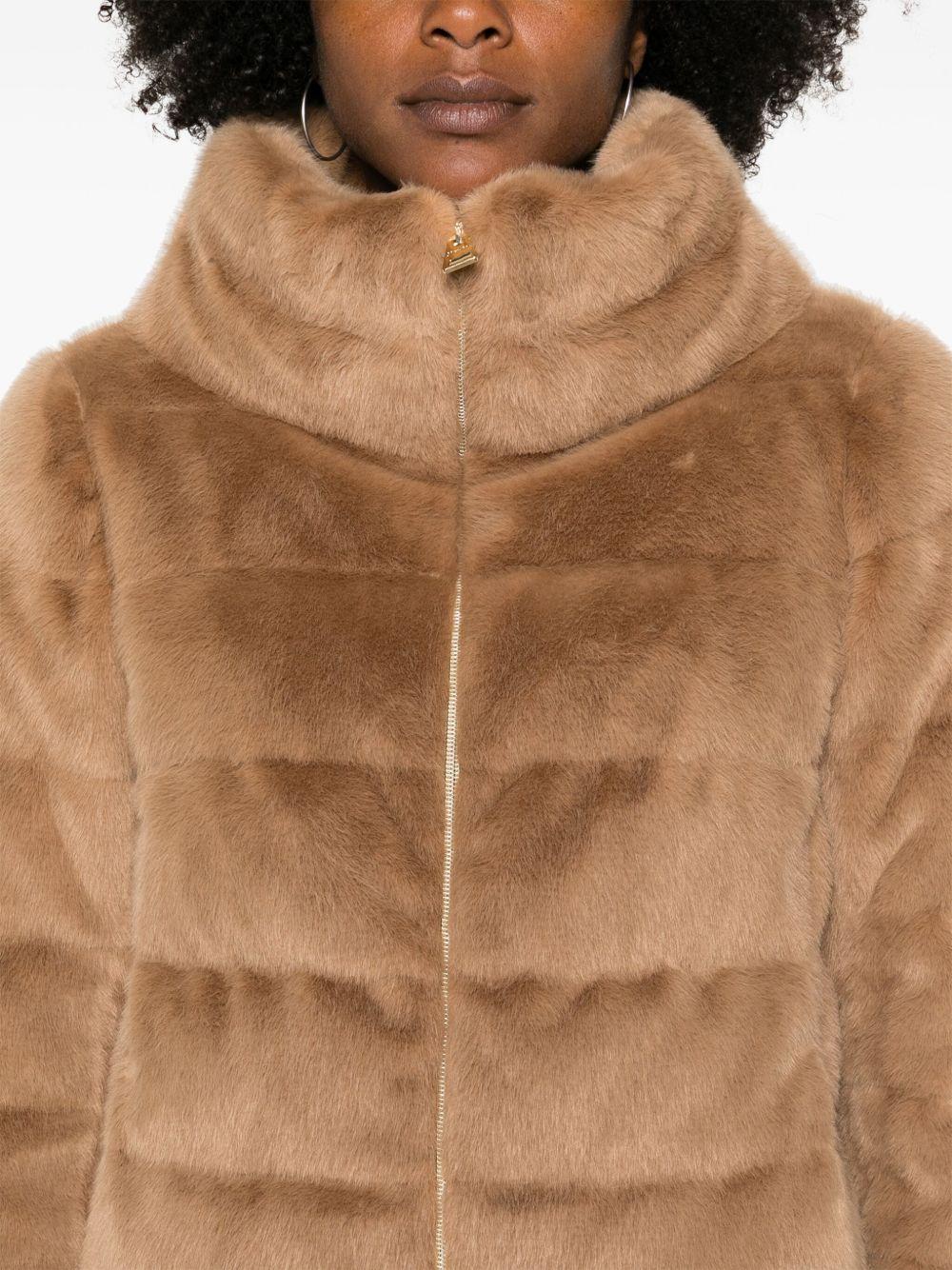 PI001935D12630 2157 CAMMELLO HERNO