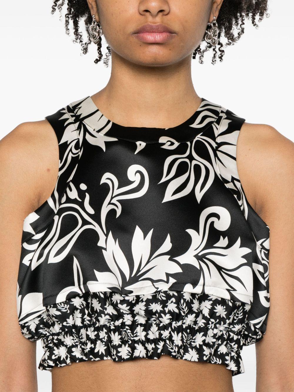 2407057 001 BLACK SACAI