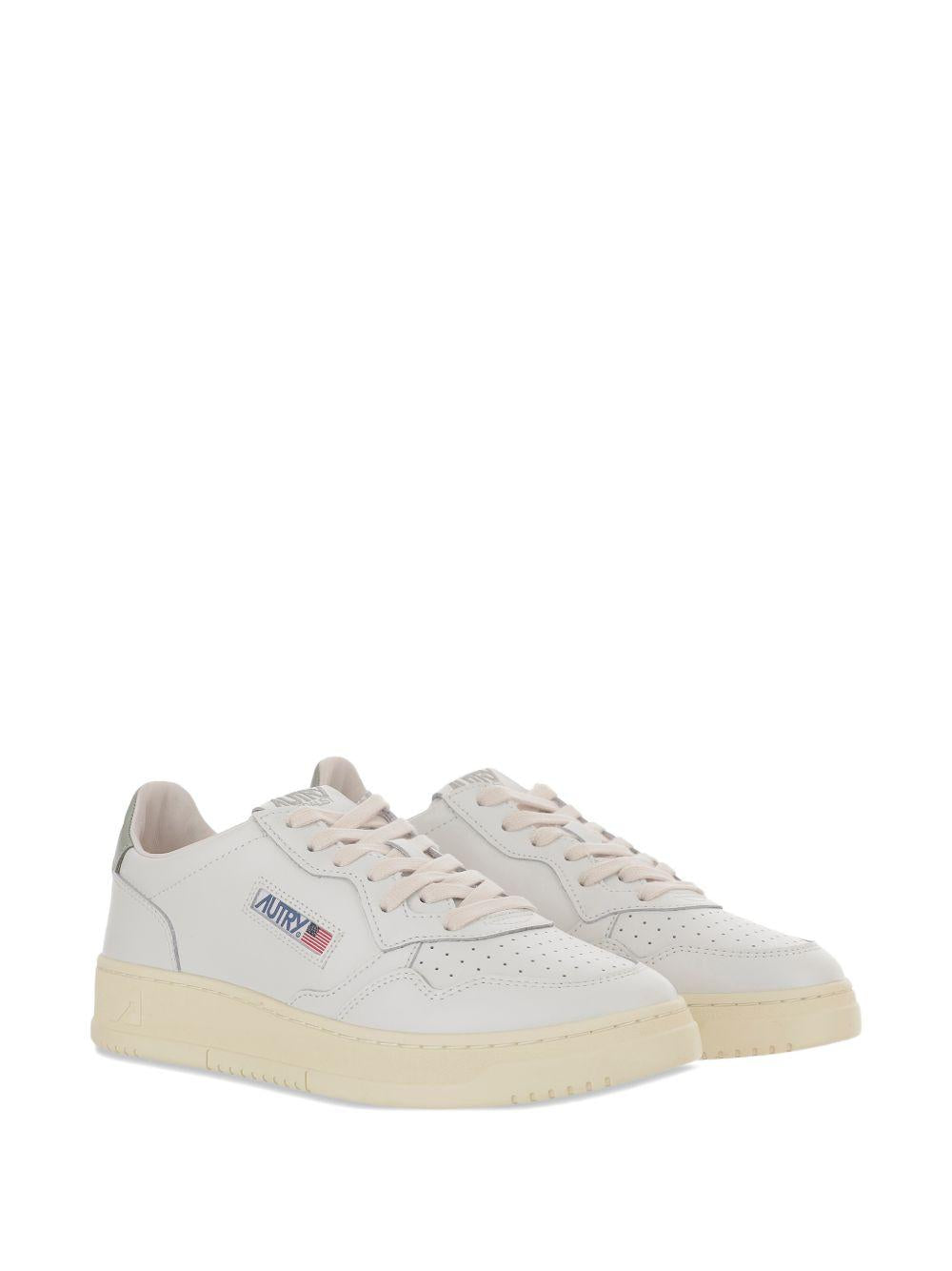 Sneaker Medalist Low in pelle AULMLL11 WHITE SEA GRASS AUTRY