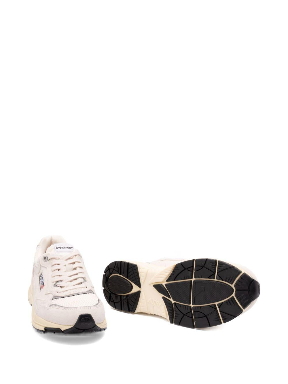 Sneakers Hyperway<BR/> HYLMUM10 WHITE SILVER AUTRY