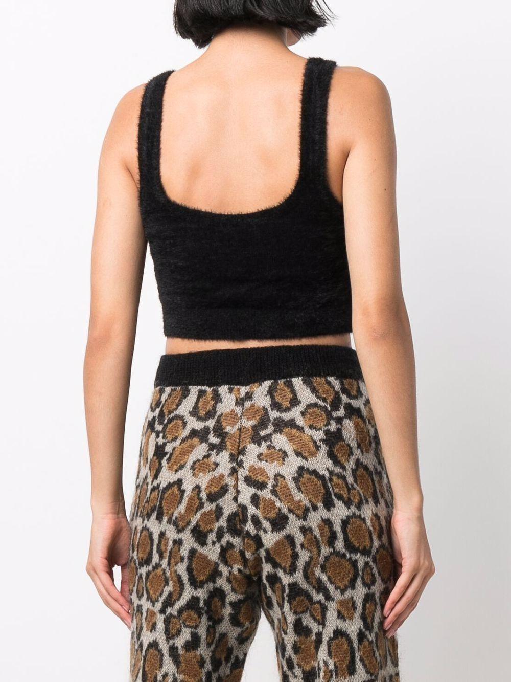 RT701 1000 BLACK ROTATE