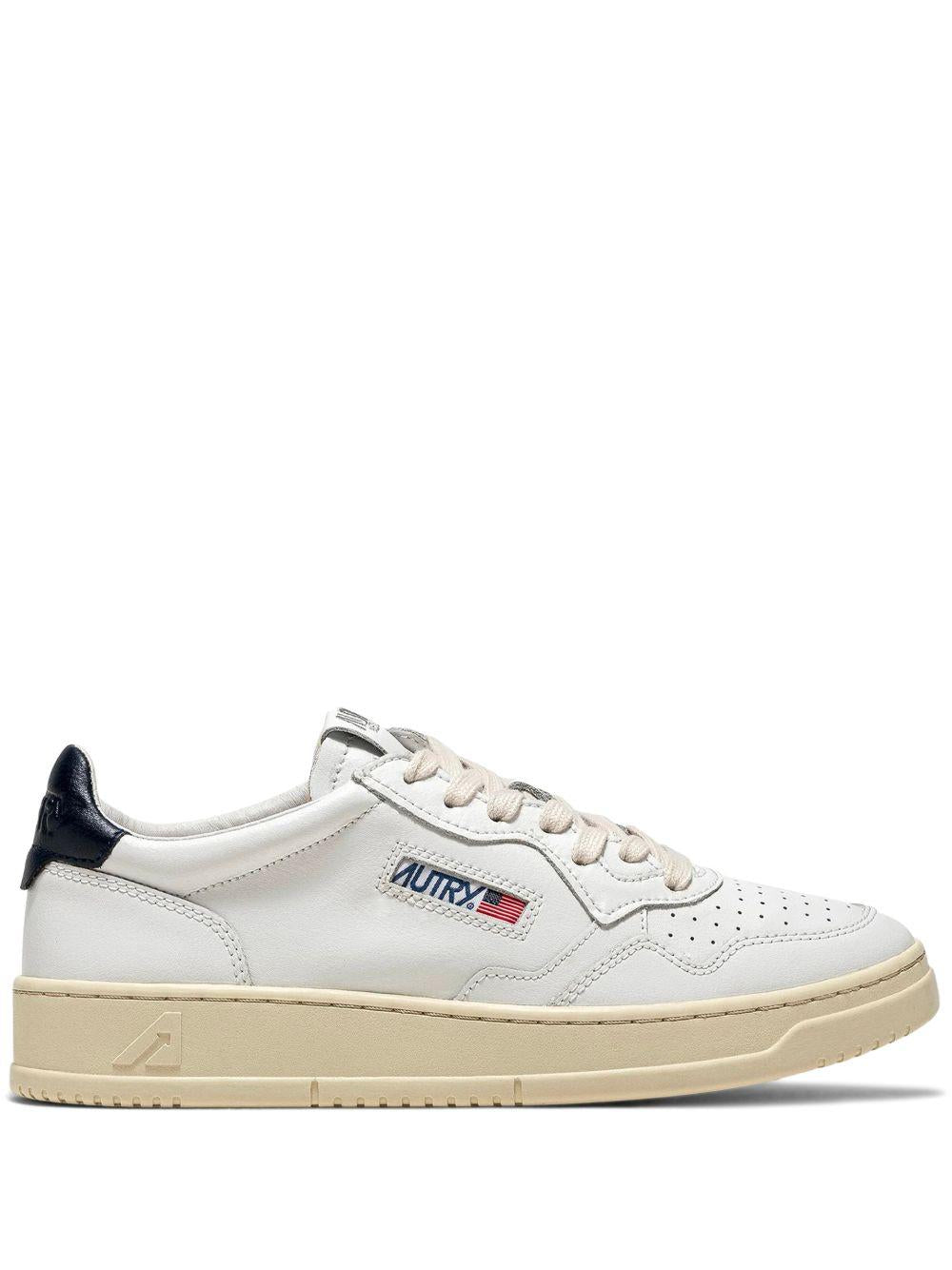 Medalist Low AULMLL12 WHITE BLUE AUTRY