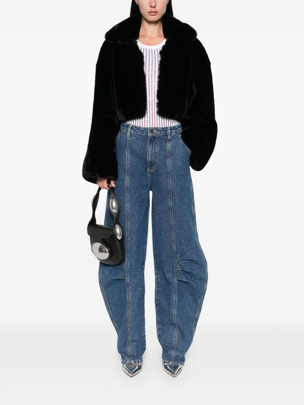 113110100 100 BLACK ROTATE