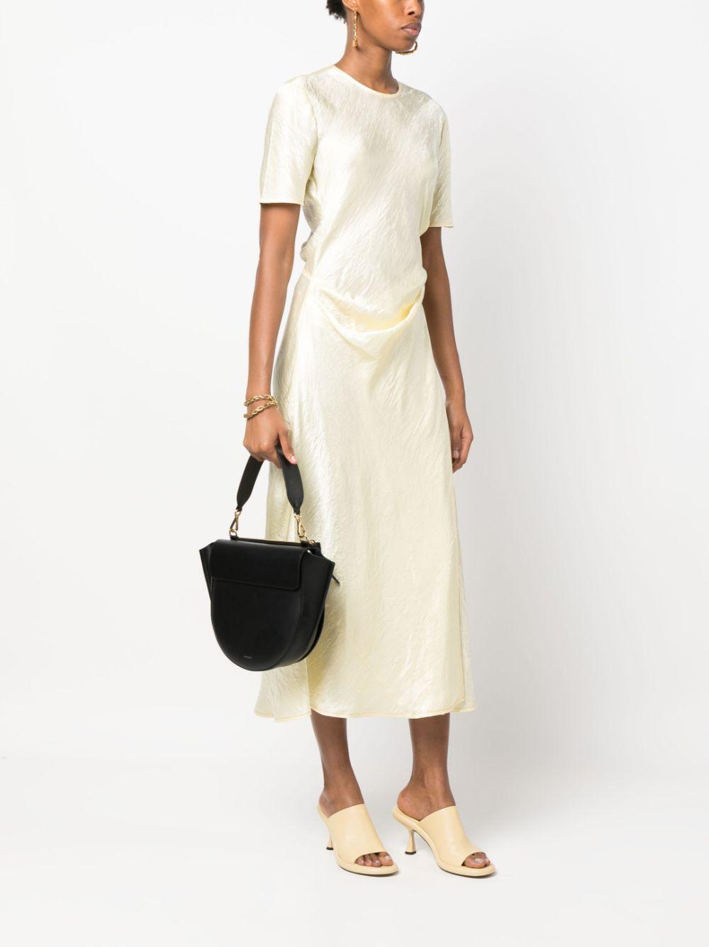 000021 BLACK WANDLER