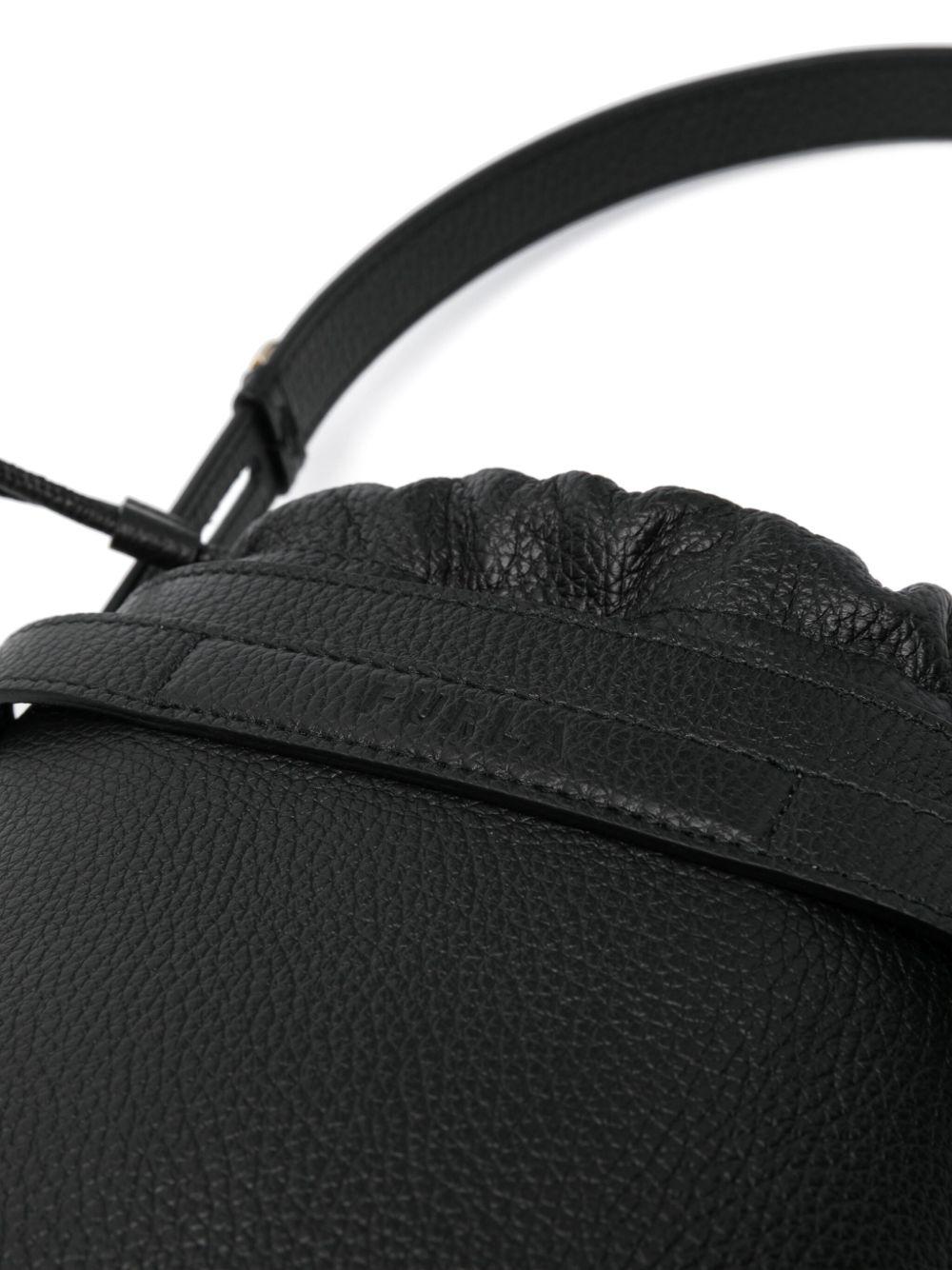 WB01131HSF000 O6000 NERO FURLA