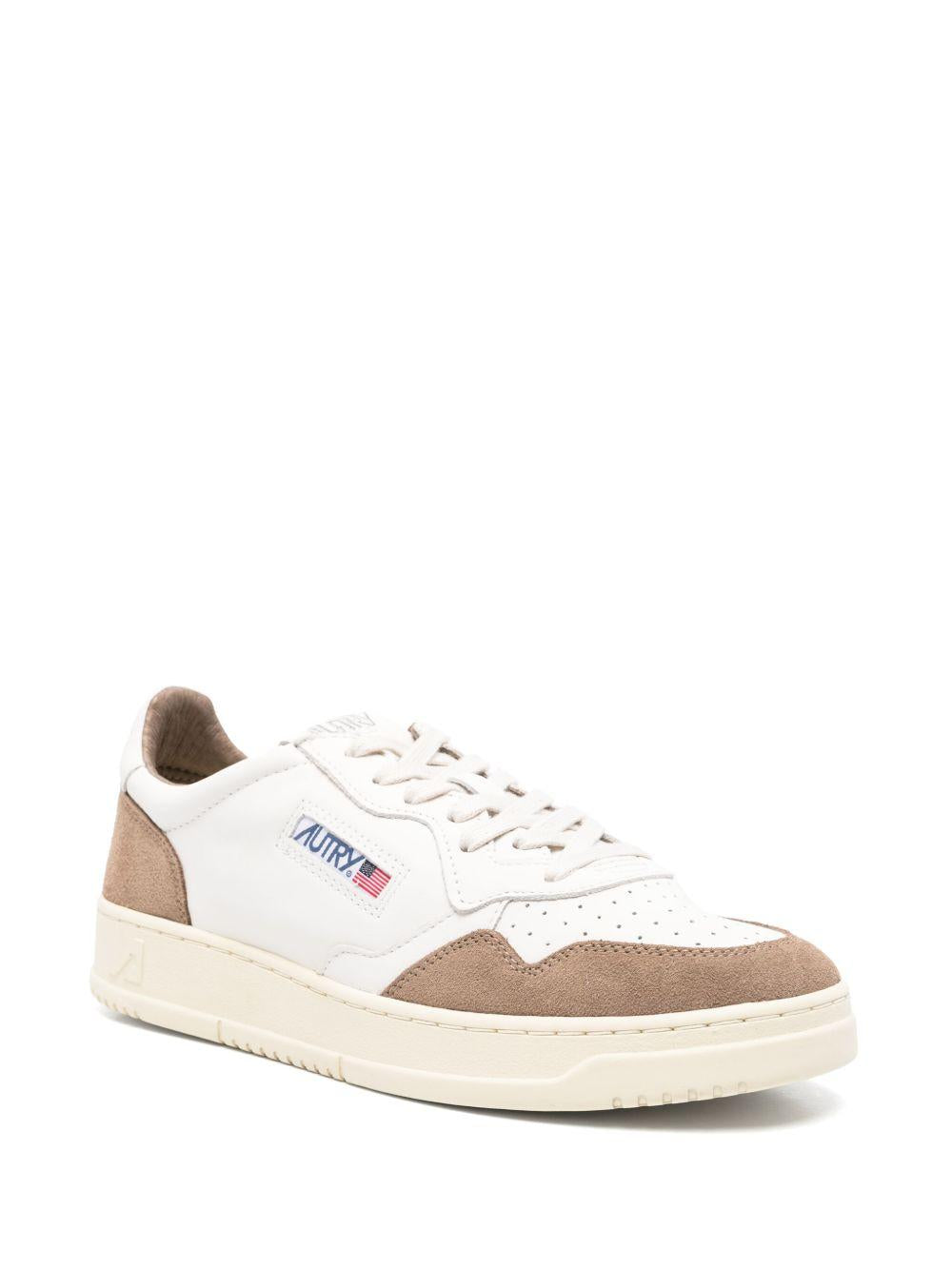Medalist Low in Pelle e Suede AULMGS43 WHITE TOBACCO AUTRY