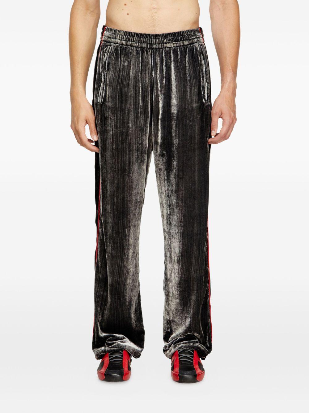 A184690AJFR 9AW BLACK DIESEL