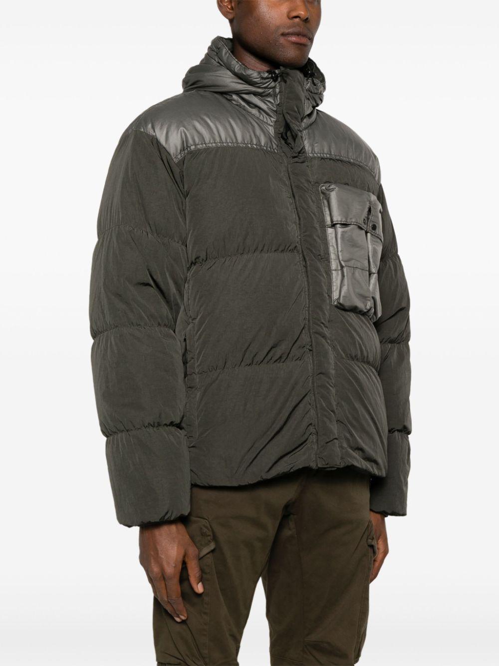 17CMOW032A006369M 674 GRAPE LEAF CP COMPANY