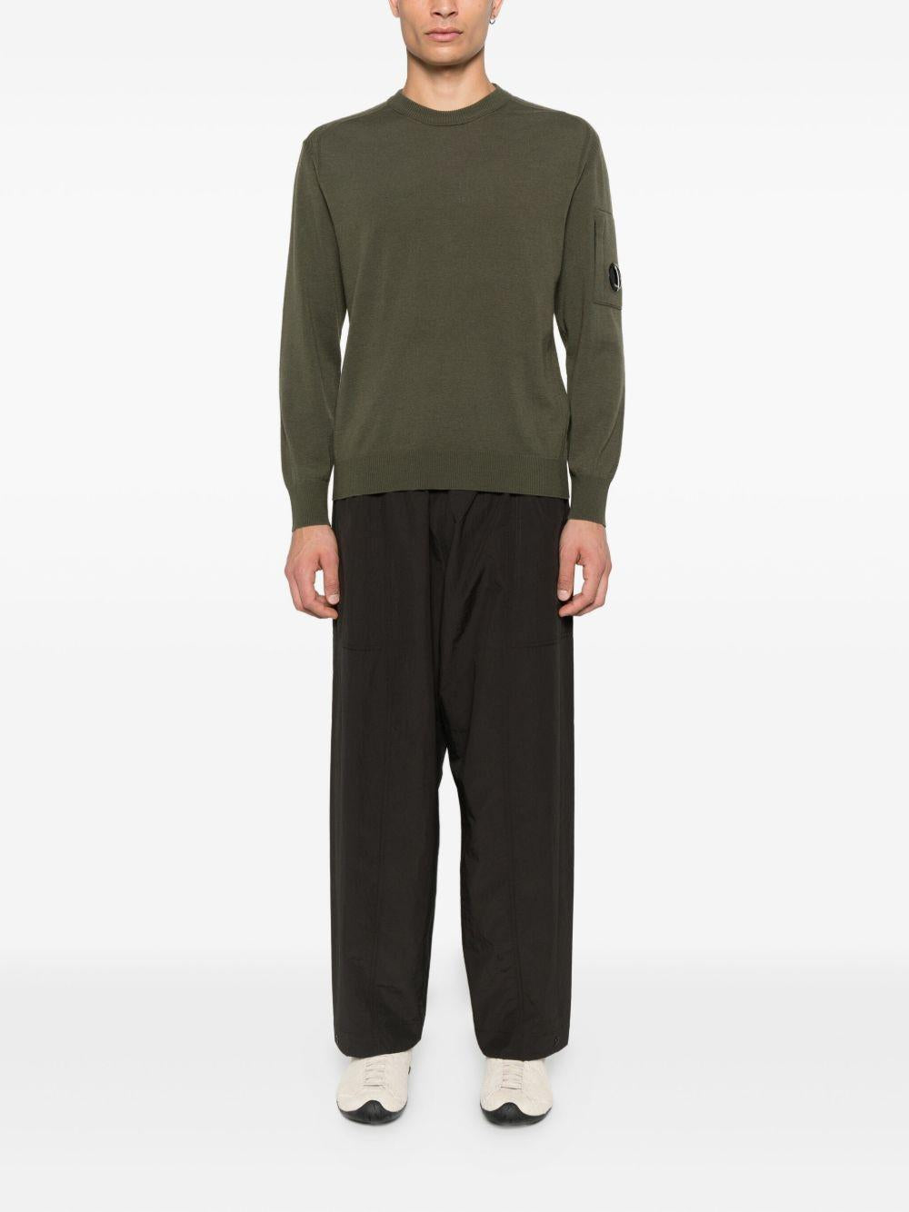 Extrafine Merino Wool Crewneck Sweater 19CMKN037A005528A 683 IVY GREEN CP COMPANY